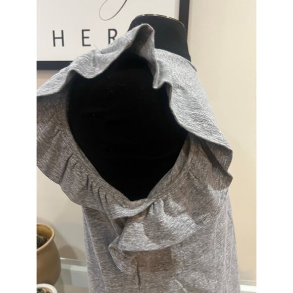 Grey Ruffle Sleeve Tank with Pocket - Picture 4 of 7